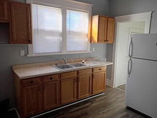 2924 Schaal Ave, Terre Haute, IN 47803