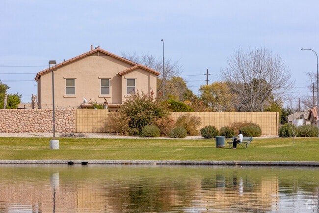 Sit and reflect on your day at Chandler’s Quail Run Park.