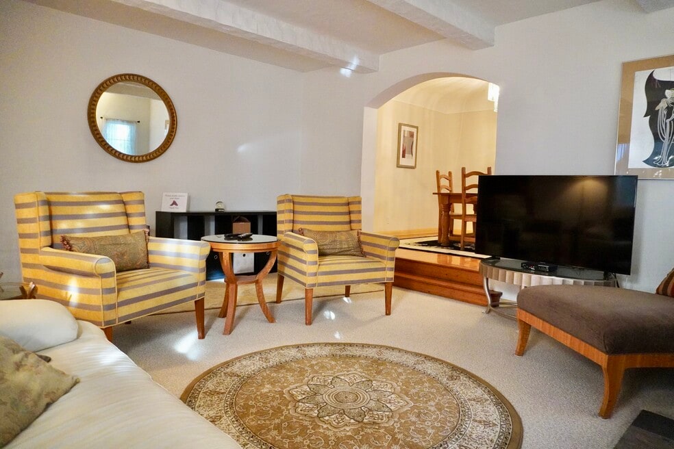 1220 S Woods Ave, Los Angeles, CA 90022 - photo 1