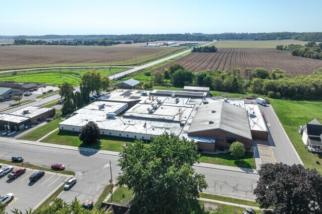 Plainview-Elgin-Millville Junior High School