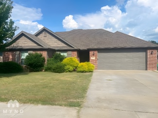 440 Timber Ridge St, Centerton, AR 72719