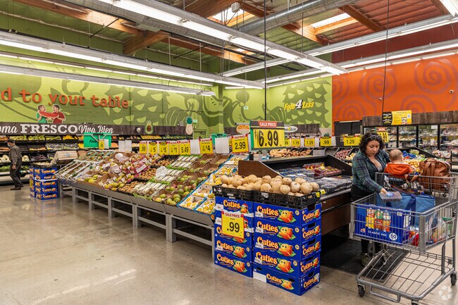 Food 4 Less located south of Chollas View offers affordable groceries and great deals.