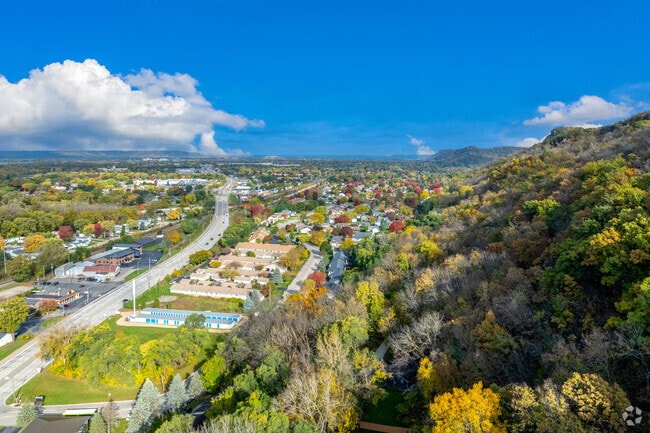 Springbrook-Clayton Johnson has a traditional suburban vibe.