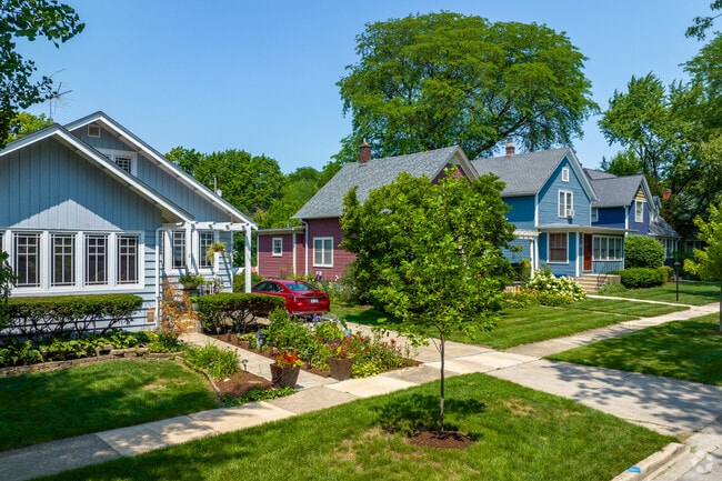Homes in the Naperville Historic District offer big yards and well-maintained sidewalks.