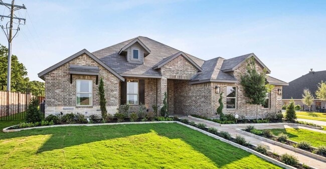 1240 Clubhouse Dr unit 36449316, Burleson, TX 76028 - photo 2