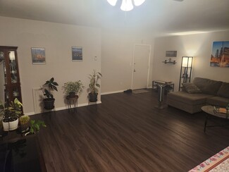 13797 Cedar Rd Unit 302, South Euclid, OH 44118