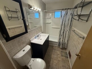 4004 Reservoir Blvd, Columbia Heights, MN 55421