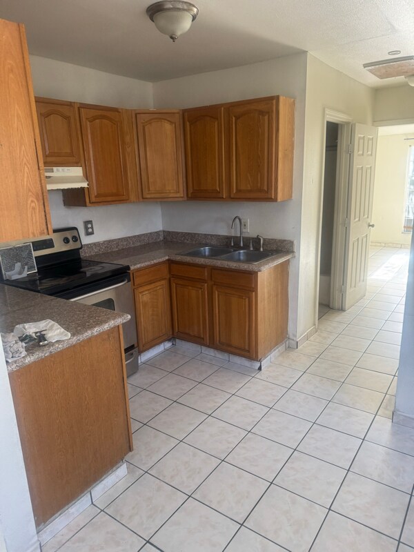 426 Columbia Ave, Turlock, CA 95380 - photo 7