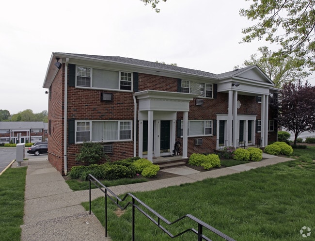 Arla Apartments, Nutley, NJ 07110 - photo 5