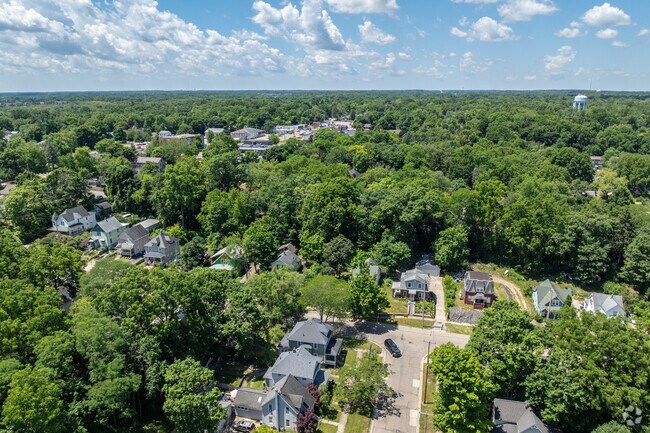 West Douglas is located just minutes from the shops and restaurants of West Main.