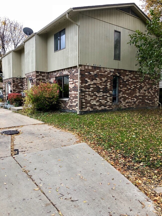 8811-8815 W Mitchell St Unit 8813, West Allis, WI 53214