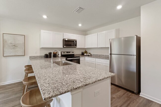 4446 Carey Blvd, Chipley, FL 32428 - photo 3