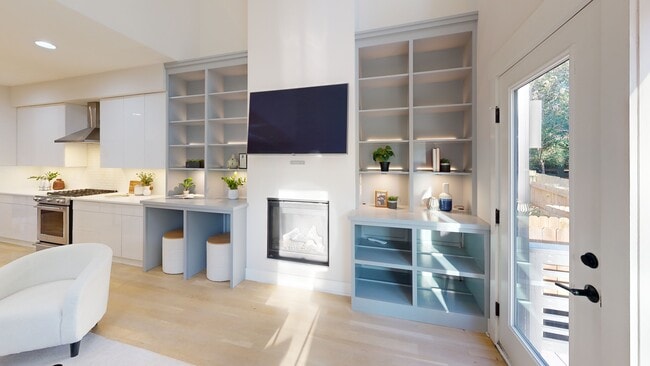 3008 E Franklin St, Richmond, VA 23223 - photo 2