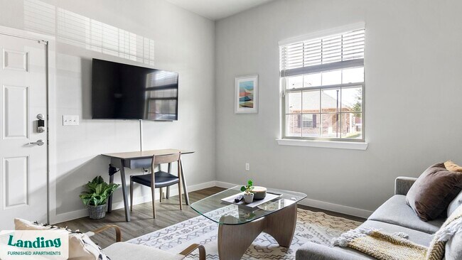 8200 Clarksprings Dr unit 3701.1406890, Dallas, TX 75236 - photo 4