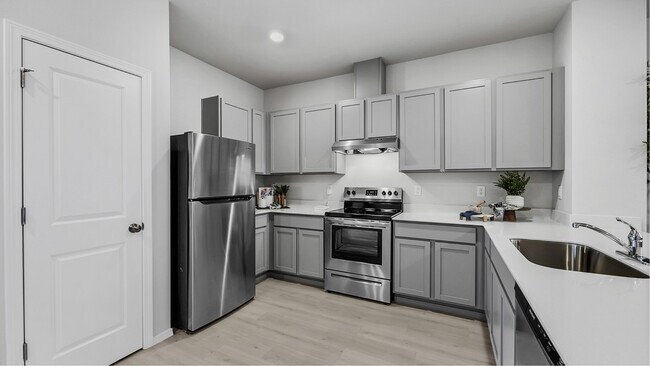 34370 Emerald Ridge Ave SE, Black Diamond, WA 98010 - photo 6