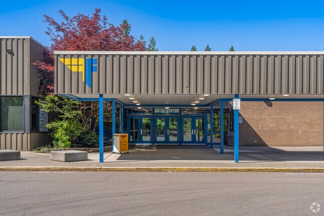 Thomas R. Fowler Middle School earns an A- on Niche.