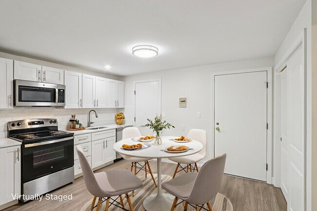 Manchester Gardens, Manchester, NH 03102 - photo 6