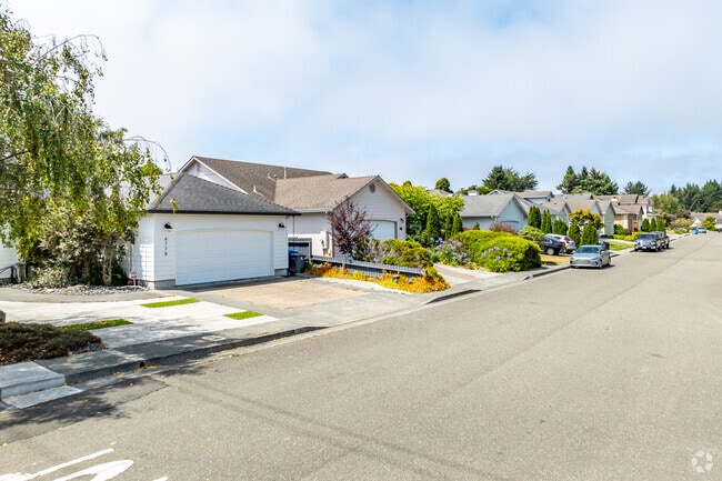 Find your dream home in Bayview.