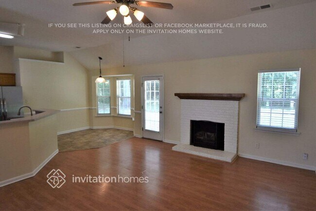 11803 Winter Pine Ln, Charlotte, NC 28269 - photo 6