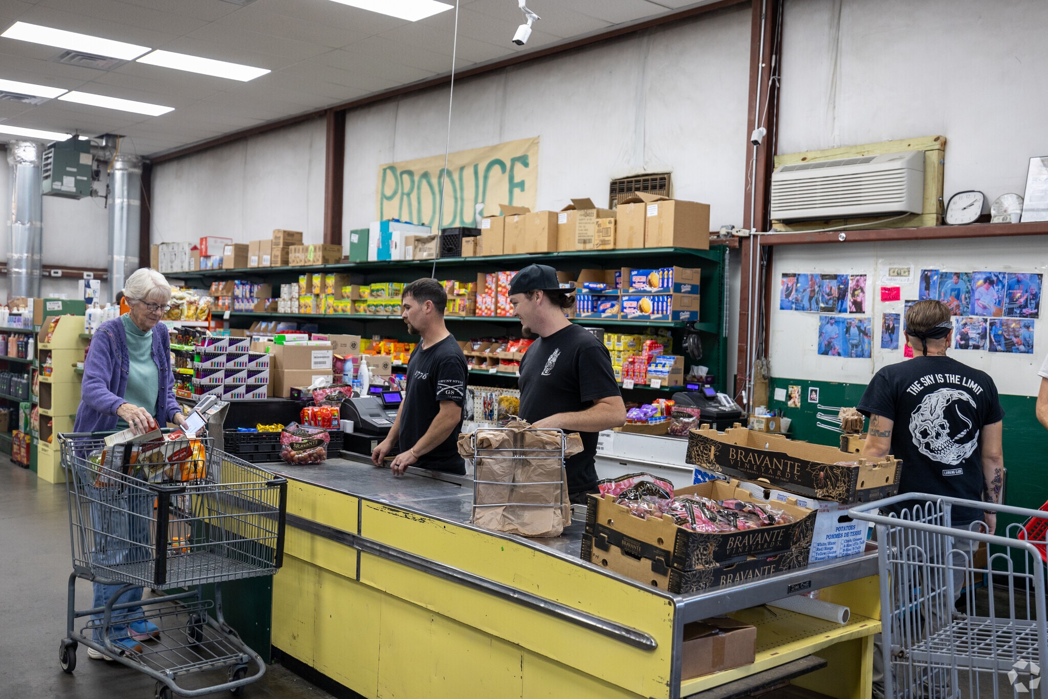 McCoy's Salvage Grocery in Bloomingdale is perfect for premium service and great prices.