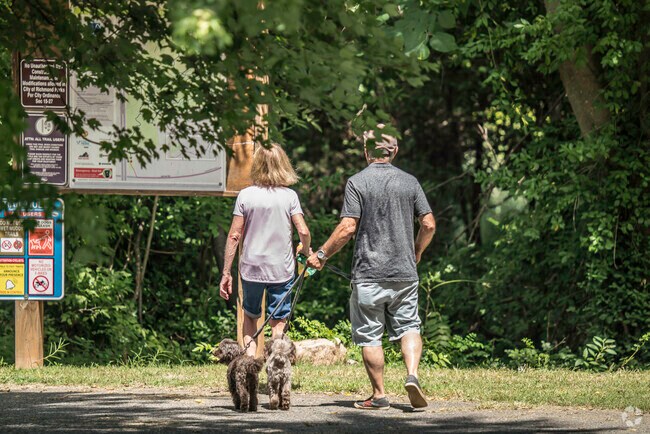 Powhite Park offers lots of hiking trails that are accessible to people of all ages.