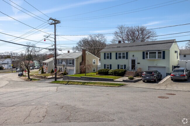 Rows of colorful homes line the streets of Upper Washington-Spring St.