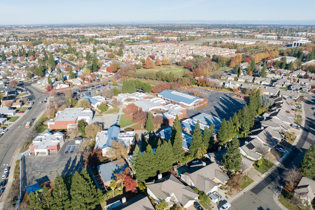 Elitha Donner Elementary Schol is located in Elk Grove, California.