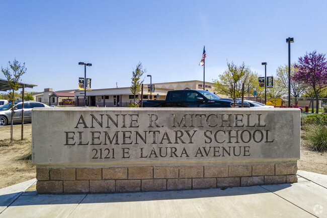 Home  Laura B. Anderson Elementary School