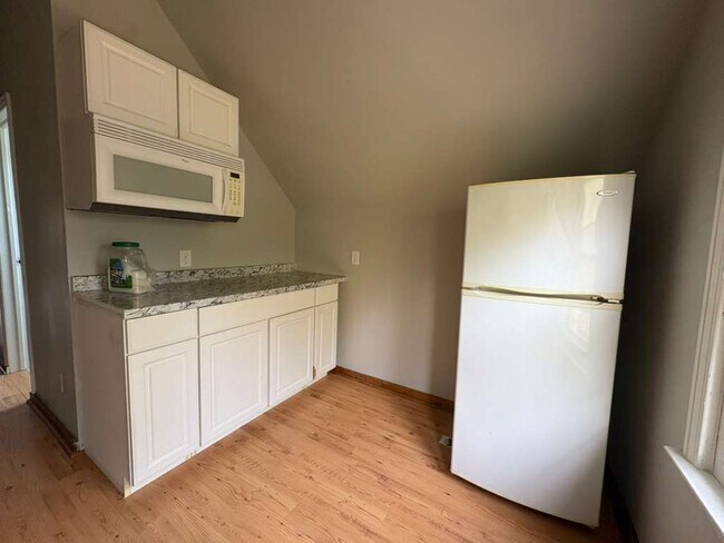 517 Quinnipiac Ave unit 3, New Haven, CT 06513 - photo 3