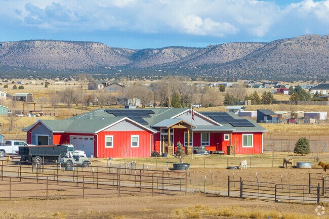 Homes in Wineglass Acres may include off-grid utilities.