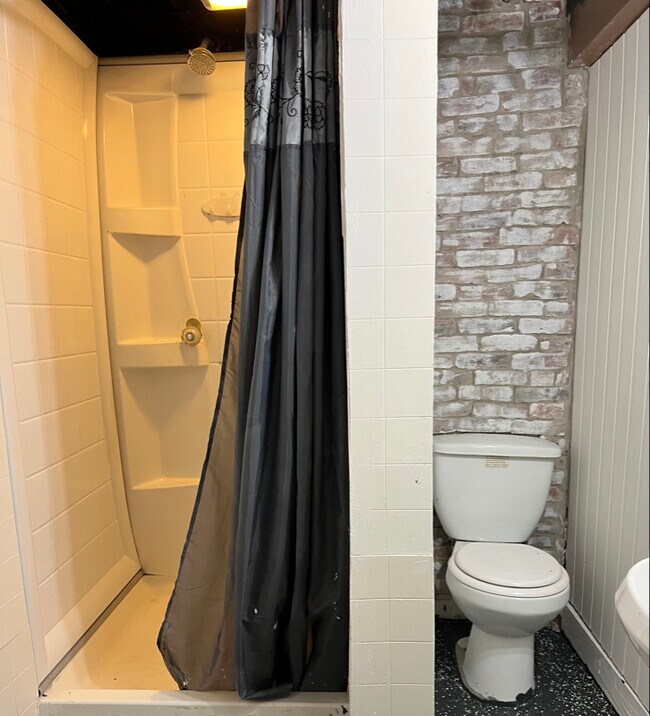 400 Mt Holly St, Baltimore, MD 21229 - photo 4