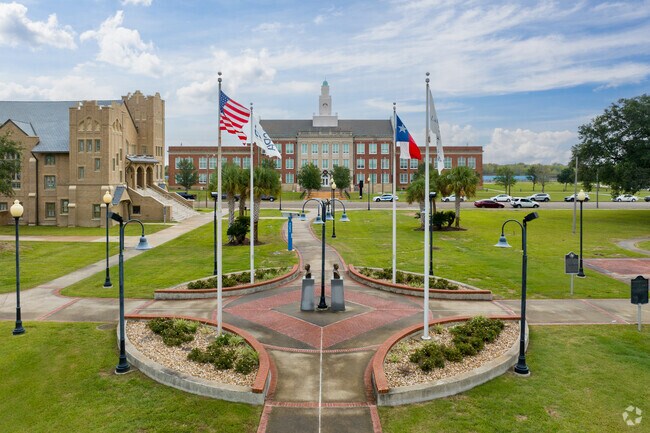 The picturesque campus of Lamar State University.