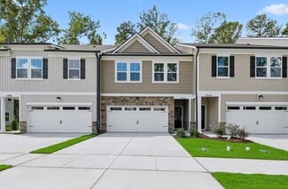 6966 Doddridge Ln, Cary, NC 27519