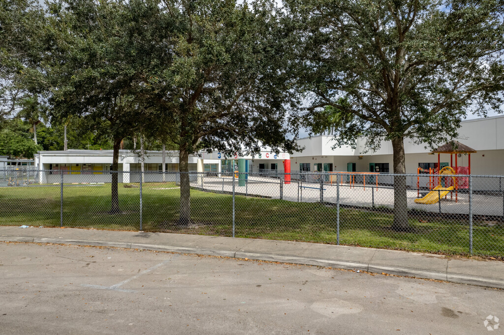 Welcome to Peters Elementary School in Plantation, FL.