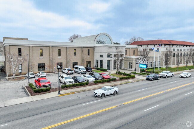 Brescia University is a B-rated private Catholic college in downtown Owensboro.