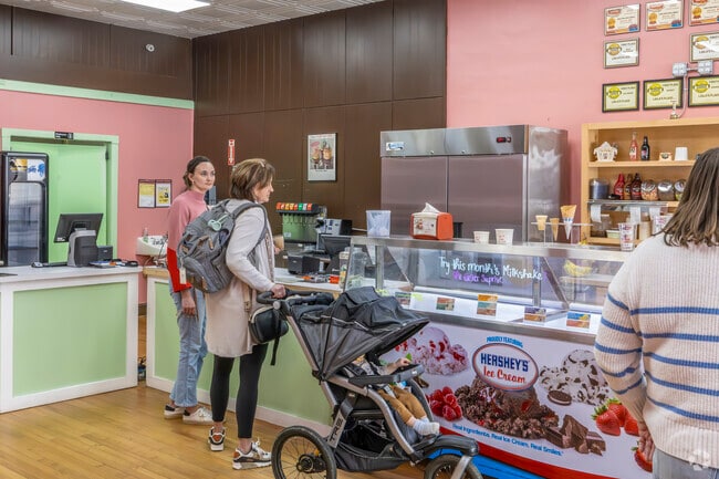 Many new businesses continue to emerge, providing more shopping choices for locals.