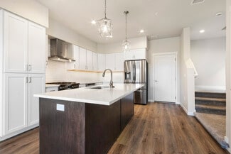 910 E 4th Ave, Post Falls, ID 83854