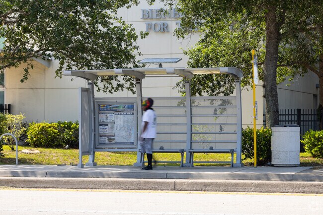 Davie Boulevard is a well connected main road that has plenty of bus services around Chula Vista