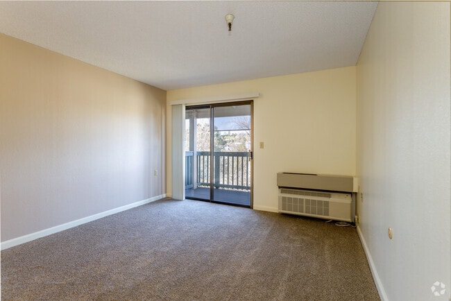 Auburn Ravine Terrace - 55+ Active Adult Apartments, Auburn, CA 95603 - photo 7