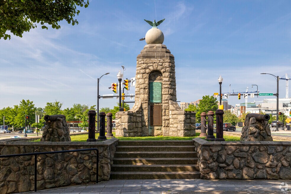 About Stoneridge Knoll, Arlington VA HOAs, Reviews, Amenities