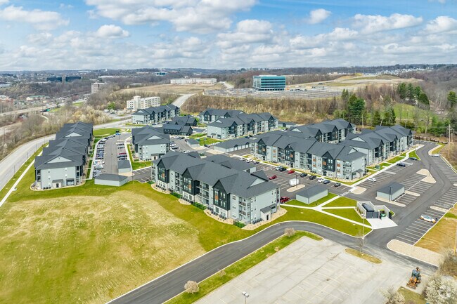 Prism at Diamond Ridge, Moon Township, PA 15108 - photo 5