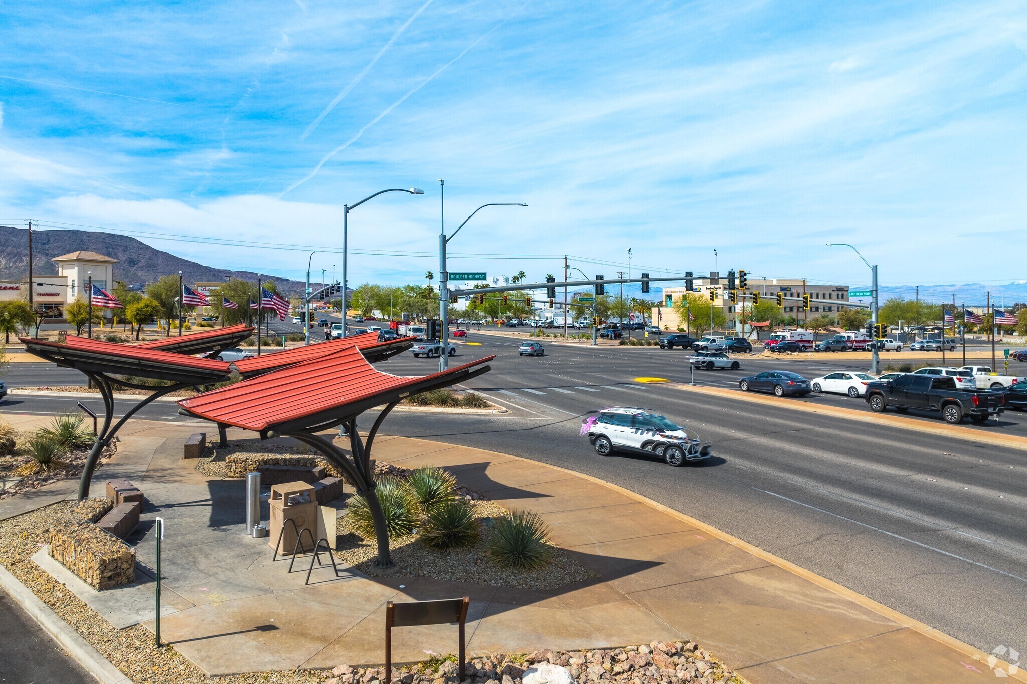 The intersection of Lake Mead Parkway and Boulder Highway is a major intersection in Valley View