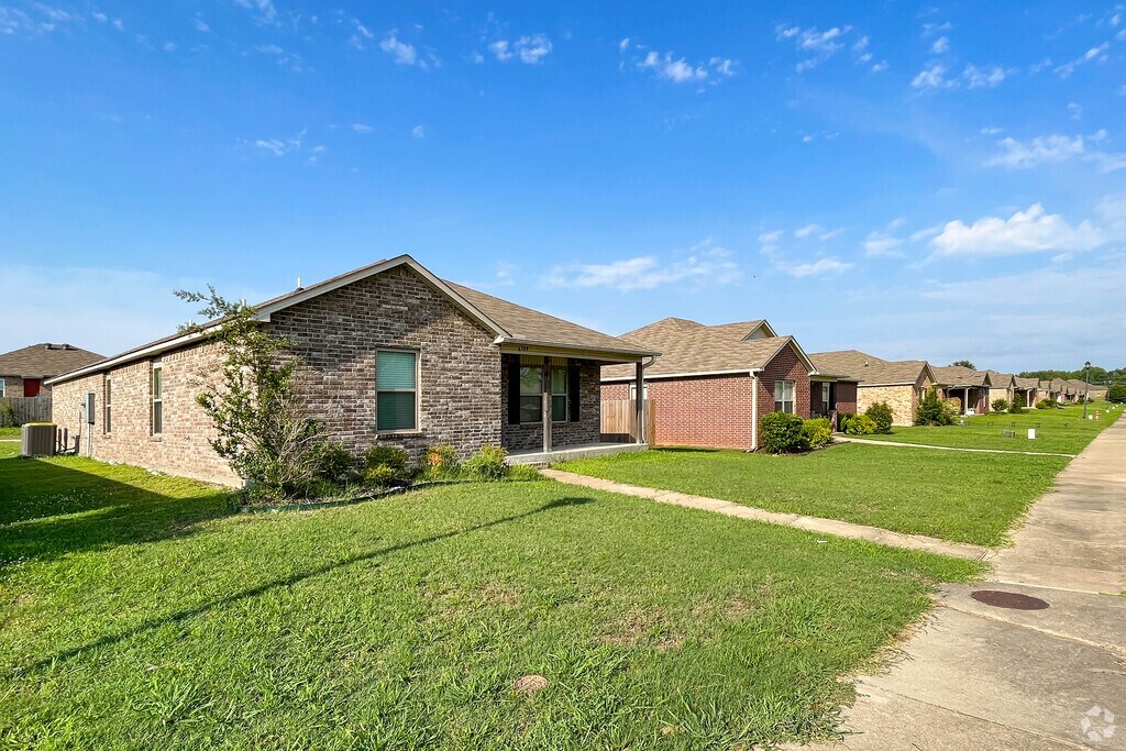 About Booker/McAlmont Schools, Demographics, Things to Do