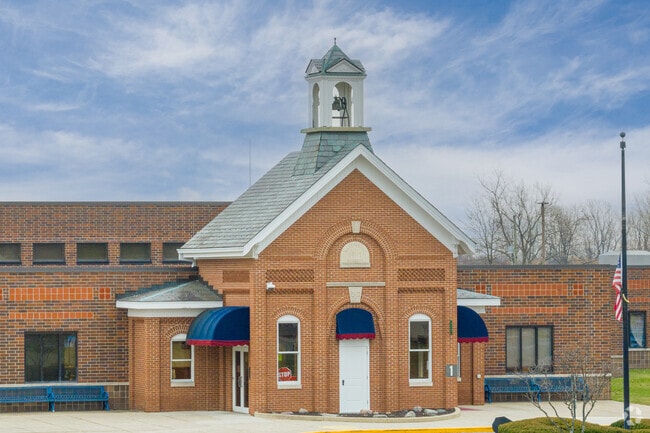 Fort Wayne's Whispering Meadow Elementary School receives an Overall Niche Grade of B.