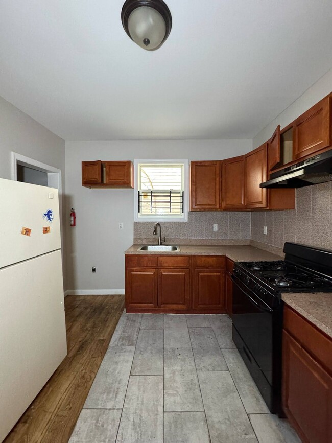 116 S 7th St Unit 1, Newark, NJ 07107
