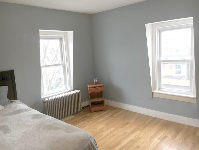 16 Lincoln St unit 2, Somerville, MA 02145 - photo 5