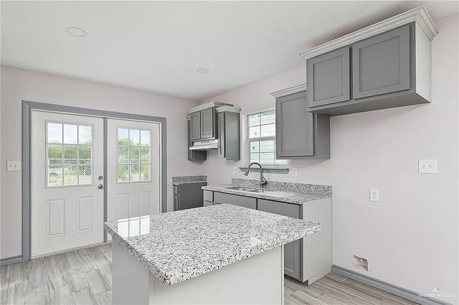 2809 Melanie Dr, Pharr, TX 78577 - photo 7