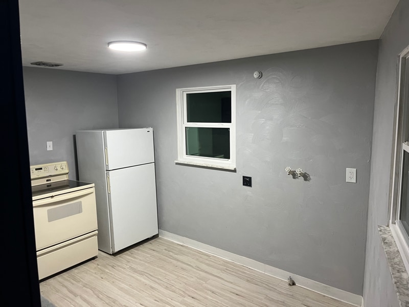 507 Pennsylvania Ave unit Upper, Irwin, PA 15642 - photo 1