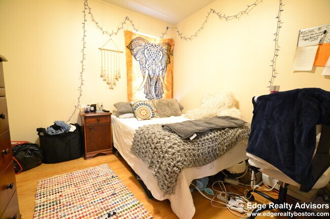 31 Pratt St unit 1, Allston, MA 02134 - photo 6