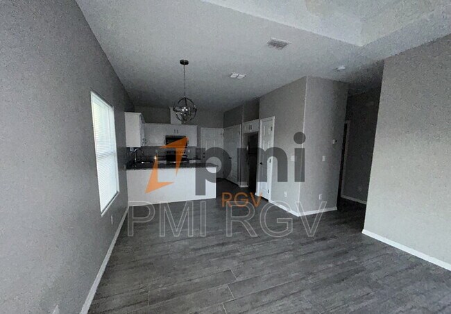 1905 Stauffers St unit 4, Weslaco, TX 78596 - photo 2